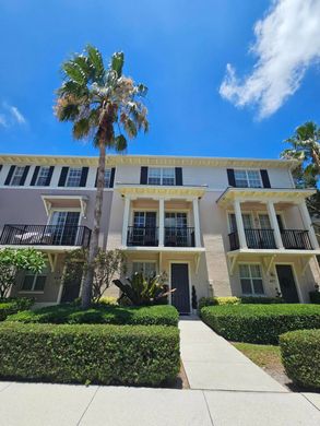 Townhouse in Jupiter, Palm Beach