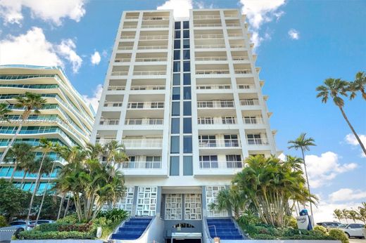 Complesso residenziale a Surfside, Miami-Dade County