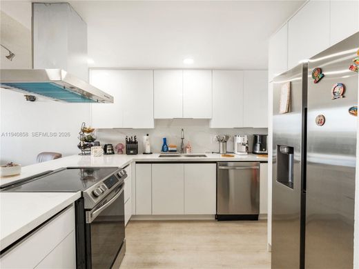 콘도미니엄 / Hialeah, Miami-Dade County