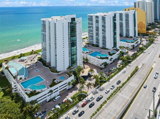 Жилой комплекс, Sunny Isles Beach, Miami-Dade County