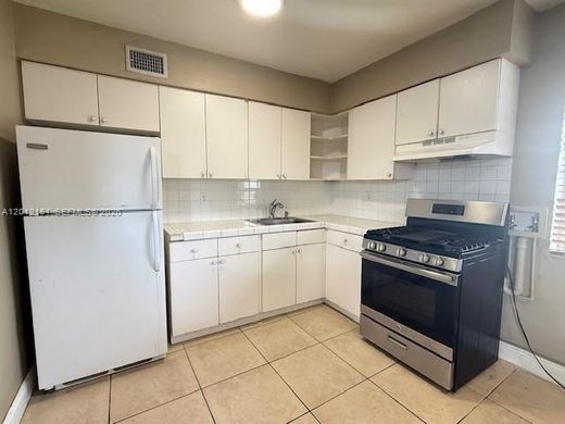 Complexes résidentiels à Miami, Comté de Miami-Dade