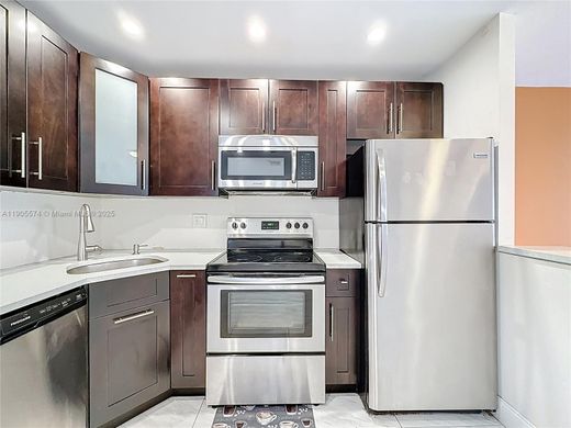 Villa in Sunrise, Broward County