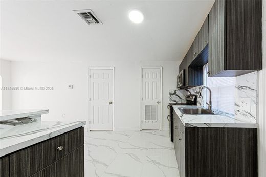 Βίλα σε Miami Shores, Miami-Dade County