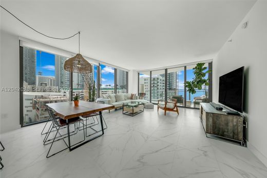 Komplex apartman Miami, Miami-Dade County
