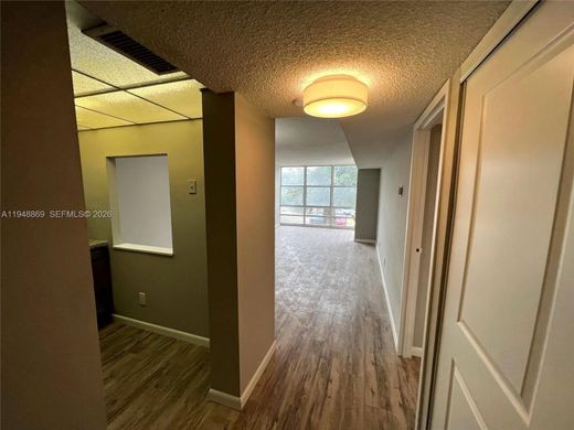 Residential complexes in Sunny Isles Beach, Miami-Dade