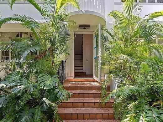 Komplex apartman Miami Beach, Miami-Dade County