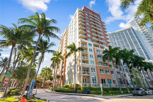 Complesso residenziale a Miami, Miami-Dade County
