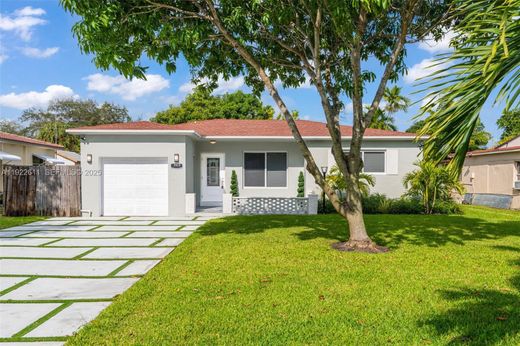 Villa in North Miami Beach, Miami-Dade County