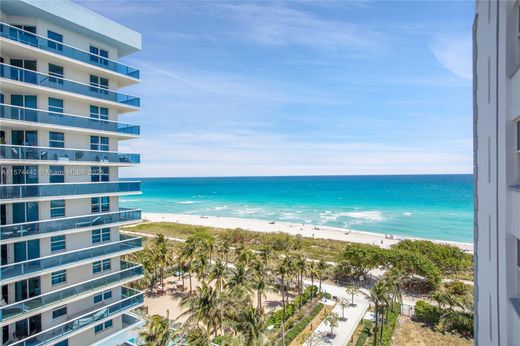Komplex apartman Surfside, Miami-Dade County