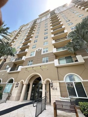 Complexes résidentiels à West Palm Beach, Comté de Palm Beach