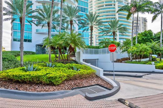 Residential complexes in Miami, Miami-Dade