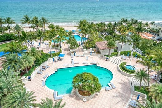Residential complexes in Fort Lauderdale, Broward County