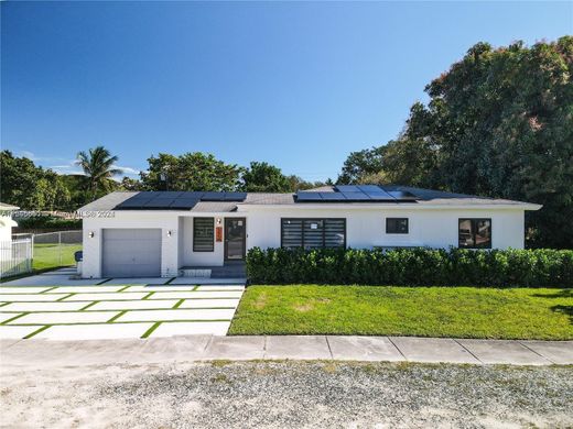 Villa a North Miami, Miami-Dade County