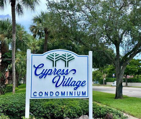 Complesso residenziale a Miami Lakes, Miami-Dade County