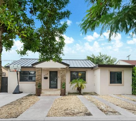 Villa in Miami, Miami-Dade County