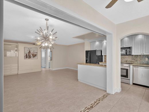Komplex apartman Hallandale Beach, Broward County
