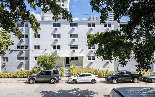 Residential complexes in Miami, Miami-Dade