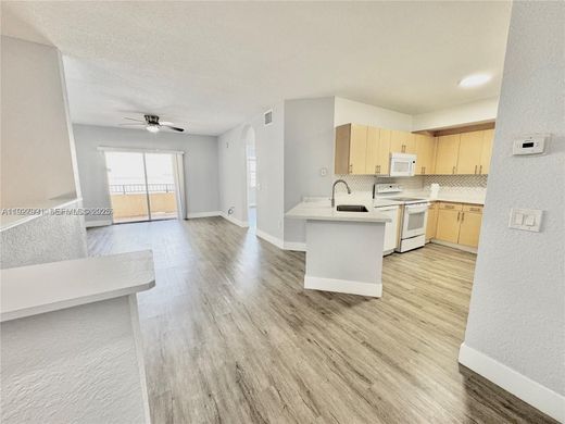 Κτίριο σε North Lauderdale, Broward County