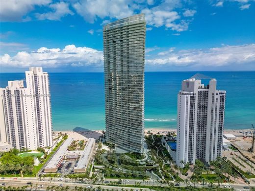 Residential complexes in Sunny Isles Beach, Miami-Dade