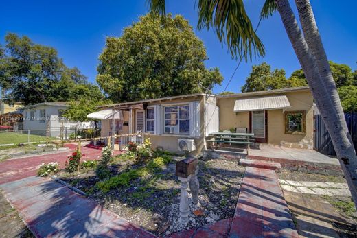 Villa in Miami, Miami-Dade