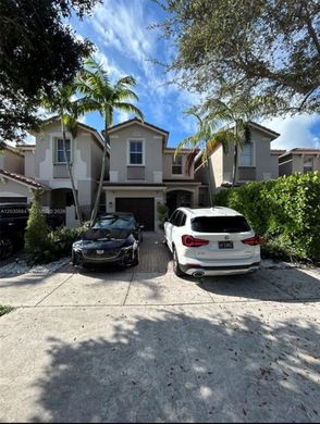 Townhouse in South Miami Heights, Miami-Dade