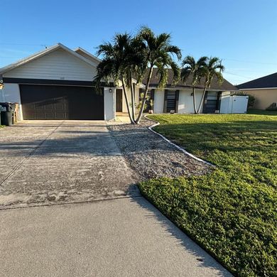 Βίλα σε Cape Coral, Lee County
