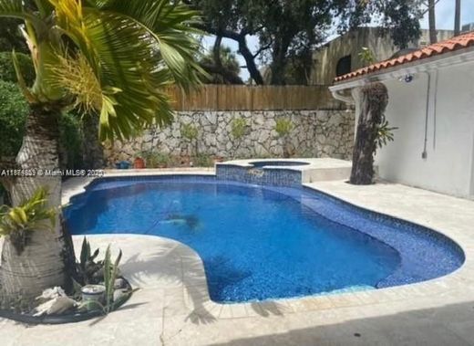 Вилла, Майами, Miami-Dade County