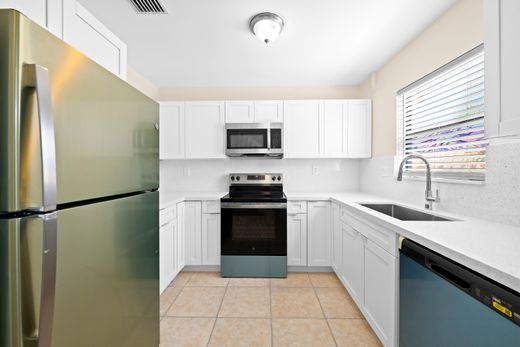Townhouse in Pompano Beach, Broward County