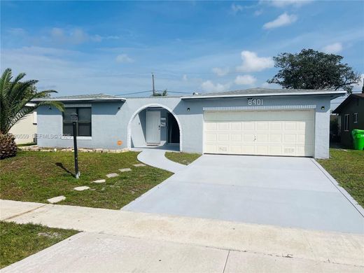 Villa in Sunrise, Broward County