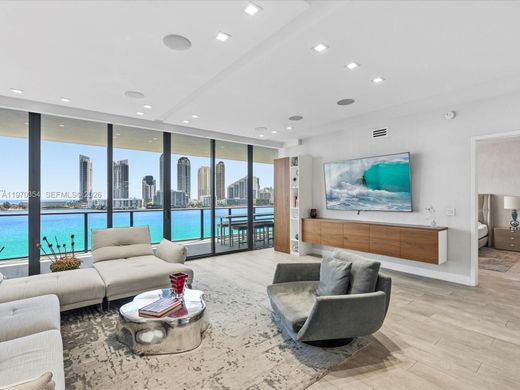 Complexes résidentiels à Aventura, Comté de Miami-Dade