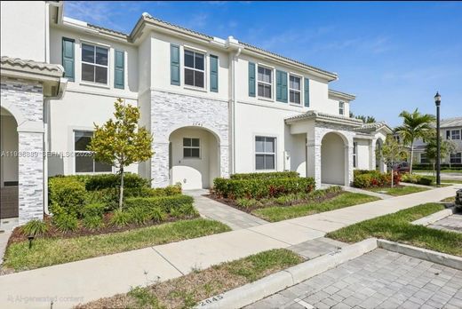 Homestead, Miami-Dade Countyのタウンハウス