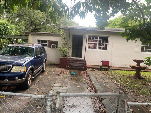 Villa a North Miami, Miami-Dade County