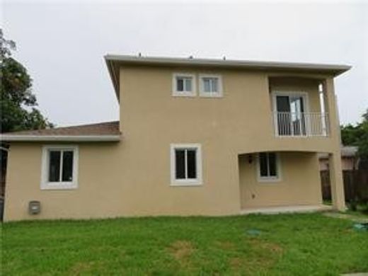 Townhouse - Hollywood, Broward County