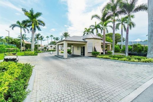 Residential complexes in Boca Raton, Palm Beach