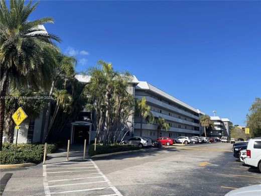 Residential complexes in Cutler Bay, Miami-Dade