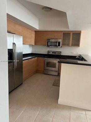 Residential complexes in Hollywood, Broward County