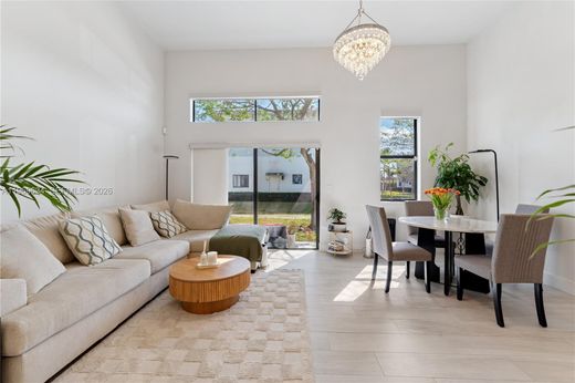 Townhouse in Plantation, Broward County