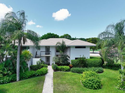 Residential complexes in Boynton Beach, Palm Beach