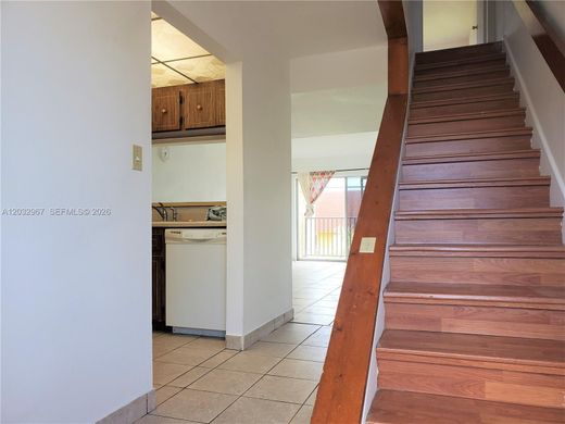 Residential complexes in Miami, Miami-Dade