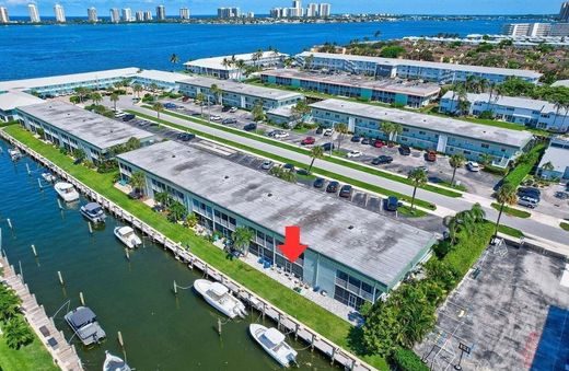 Kamienica w North Palm Beach, Palm Beach County