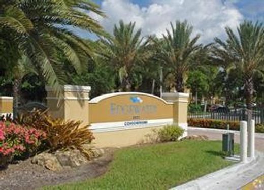 Wohnkomplexe in Coral Springs, Broward County