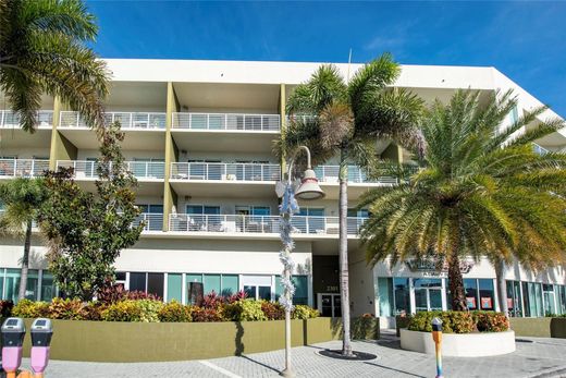 Wilton Manors, Broward Countyのアパートメント・コンプレックス