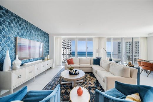 Residential complexes in Riviera Beach, Palm Beach