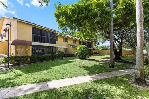 Kamienica w Oakland Park, Broward County