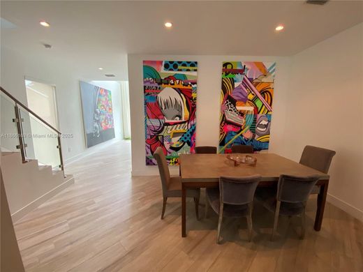 빌라 / 마이애미, Miami-Dade County