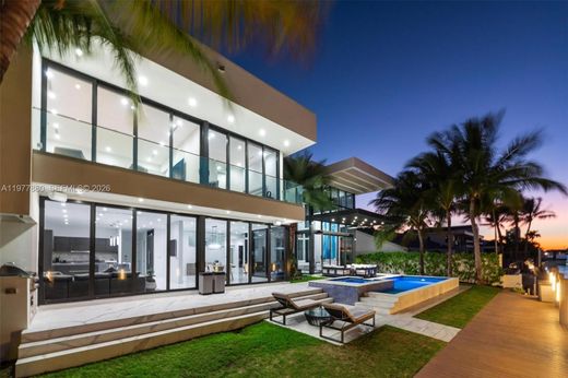 Villa in North Miami Beach, Miami-Dade County