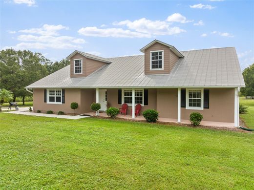Villa in Fellsmere, Indian River County