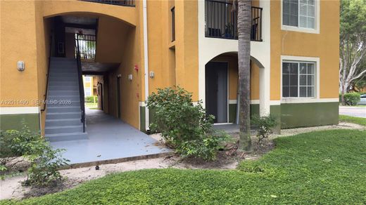 Residential complexes in Miramar, Broward County