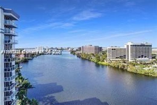 Residential complexes in Miami, Miami-Dade