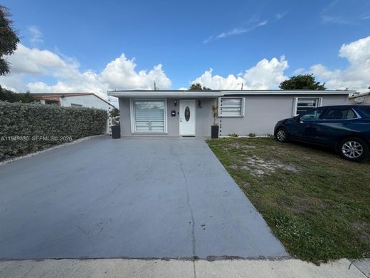 Villa - Hollywood, Broward County